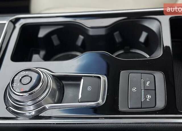 Красный Форд Эдж, объемом двигателя 2 л и пробегом 50 тыс. км за 19900 $, фото 27 на Automoto.ua