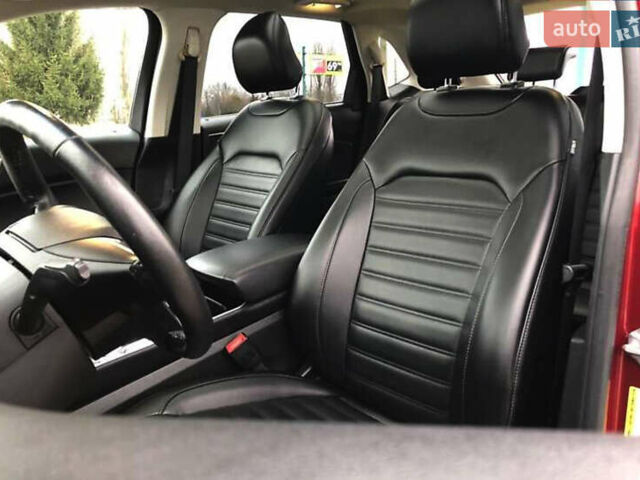 Красный Форд Эдж, объемом двигателя 2 л и пробегом 87 тыс. км за 25500 $, фото 10 на Automoto.ua