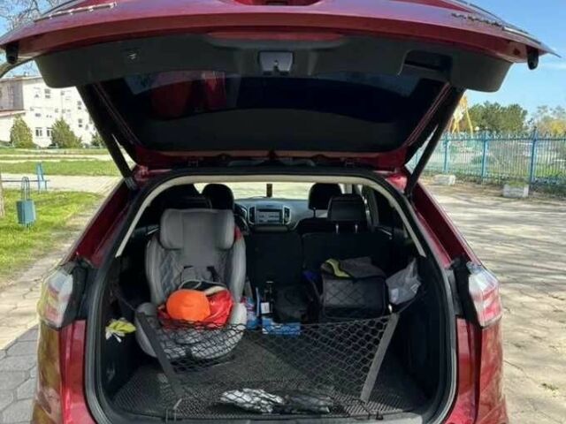 Красный Форд Эдж, объемом двигателя 2 л и пробегом 87 тыс. км за 12300 $, фото 6 на Automoto.ua