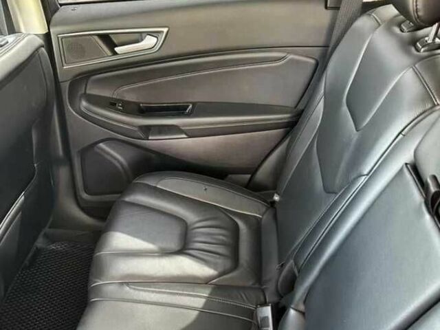 Красный Форд Эдж, объемом двигателя 2 л и пробегом 87 тыс. км за 12300 $, фото 7 на Automoto.ua