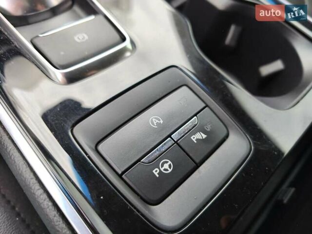 Червоний Форд Едж, об'ємом двигуна 2 л та пробігом 177 тис. км за 19900 $, фото 17 на Automoto.ua