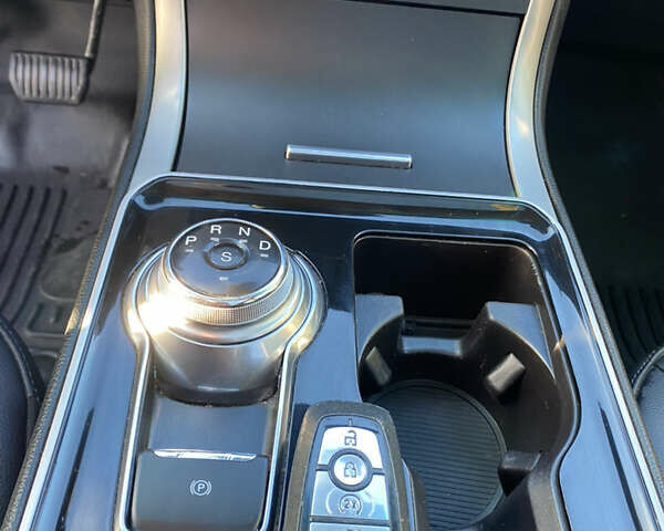 Червоний Форд Едж, об'ємом двигуна 2 л та пробігом 68 тис. км за 19950 $, фото 6 на Automoto.ua