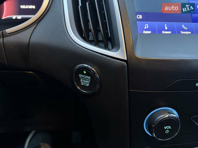 Красный Форд Эдж, объемом двигателя 2 л и пробегом 193 тыс. км за 16500 $, фото 41 на Automoto.ua