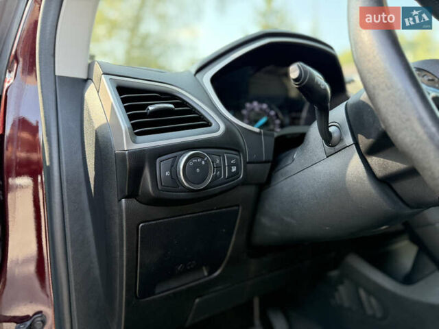 Форд Эдж 2020 в Львове на Automoto.ua Красный Форд Эдж, объемом двигателя 2 л и пробегом 125 тыс. км за 19900 $, фото 29 на Automoto.ua