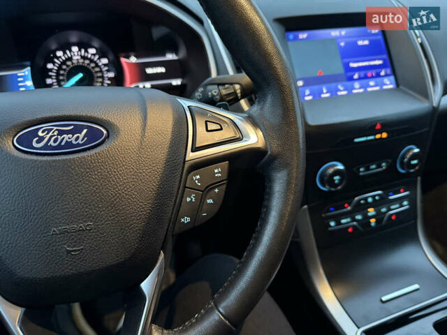 Красный Форд Эдж, объемом двигателя 2 л и пробегом 193 тыс. км за 16500 $, фото 46 на Automoto.ua