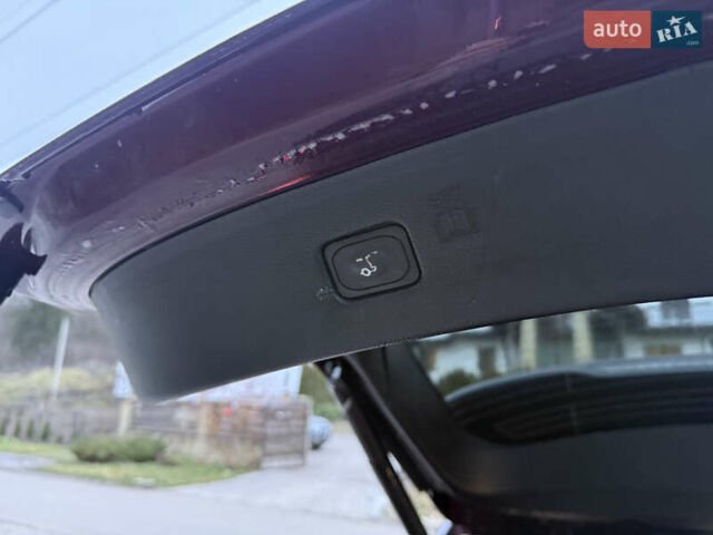 Красный Форд Эдж, объемом двигателя 2 л и пробегом 193 тыс. км за 16500 $, фото 22 на Automoto.ua