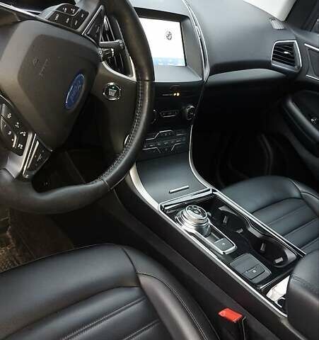 Красный Форд Эдж, объемом двигателя 2 л и пробегом 123 тыс. км за 21700 $, фото 3 на Automoto.ua