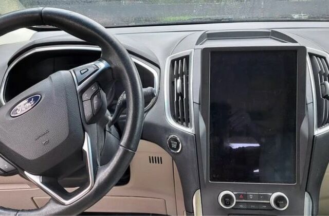 Красный Форд Эдж, объемом двигателя 2 л и пробегом 95 тыс. км за 13200 $, фото 8 на Automoto.ua