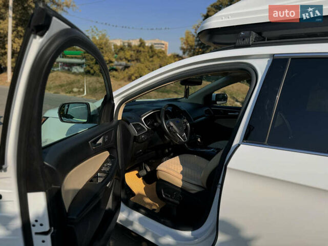 Форд Эдж, объемом двигателя 2 л и пробегом 175 тыс. км за 15800 $, фото 3 на Automoto.ua