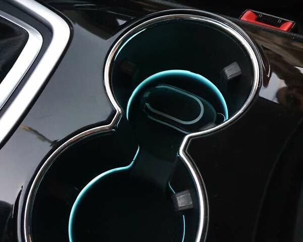 Форд Эдж, объемом двигателя 2 л и пробегом 210 тыс. км за 14000 $, фото 3 на Automoto.ua