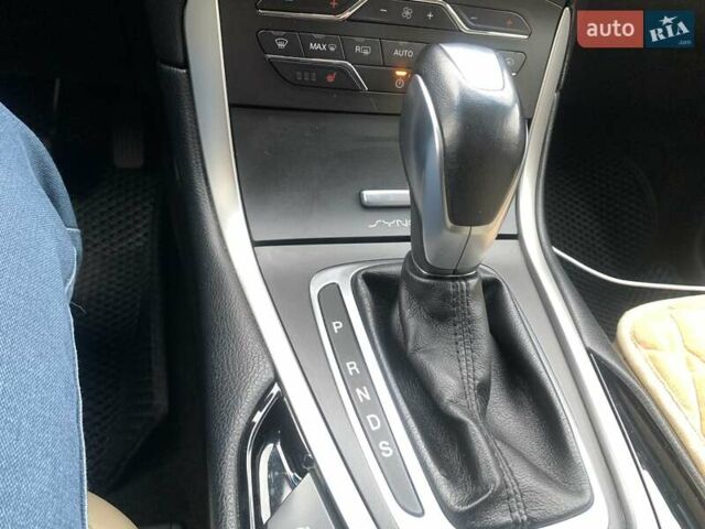 Форд Эдж, объемом двигателя 2 л и пробегом 171 тыс. км за 13800 $, фото 8 на Automoto.ua