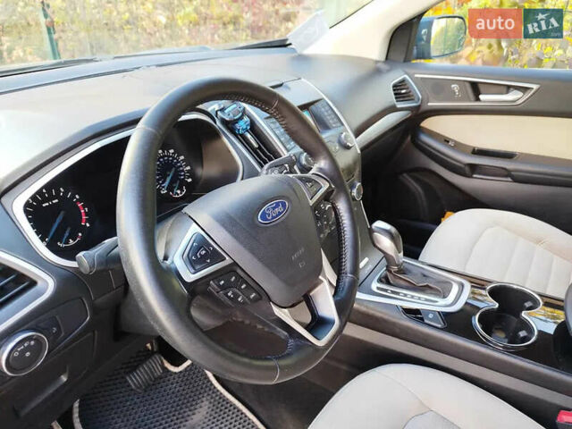 Форд Эдж, объемом двигателя 2 л и пробегом 327 тыс. км за 17499 $, фото 6 на Automoto.ua