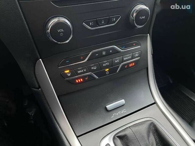Форд Эдж, объемом двигателя 2 л и пробегом 130 тыс. км за 15950 $, фото 17 на Automoto.ua