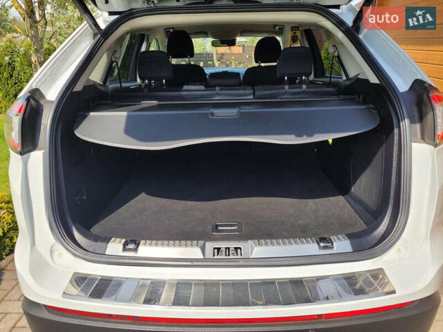 Форд Эдж, объемом двигателя 2 л и пробегом 93 тыс. км за 15100 $, фото 6 на Automoto.ua