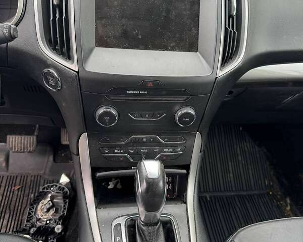 Форд Эдж, объемом двигателя 3.5 л и пробегом 202 тыс. км за 10900 $, фото 10 на Automoto.ua