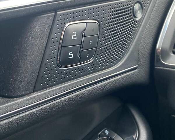 Форд Эдж, объемом двигателя 2 л и пробегом 66 тыс. км за 19200 $, фото 7 на Automoto.ua