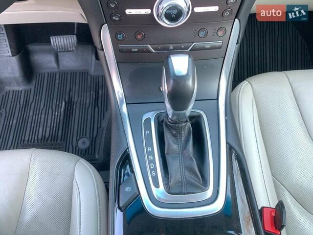 Желтый Форд Эдж, объемом двигателя 3.5 л и пробегом 141 тыс. км за 15790 $, фото 32 на Automoto.ua