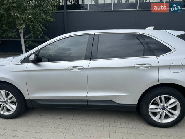 Сірий Форд Едж, об'ємом двигуна 2 л та пробігом 146 тис. км за 15799 $, фото 8 на Automoto.ua