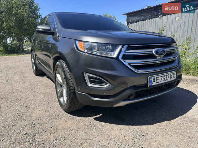 Серый Форд Эдж, объемом двигателя 2 л и пробегом 125 тыс. км за 18000 $, фото 6 на Automoto.ua