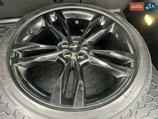 Сірий Форд Едж, об'ємом двигуна 2 л та пробігом 99 тис. км за 18999 $, фото 18 на Automoto.ua