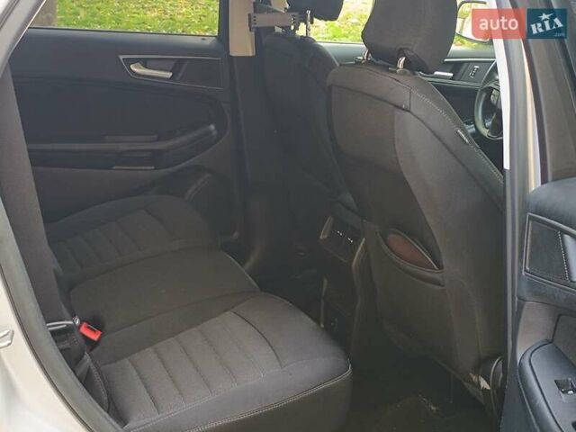 Сірий Форд Едж, об'ємом двигуна 2 л та пробігом 284 тис. км за 11999 $, фото 14 на Automoto.ua