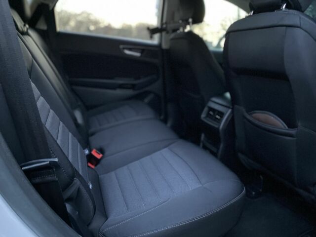 Сірий Форд Едж, об'ємом двигуна 2 л та пробігом 184 тис. км за 12700 $, фото 6 на Automoto.ua