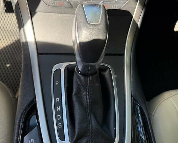 Серый Форд Эдж, объемом двигателя 3.5 л и пробегом 208 тыс. км за 13500 $, фото 13 на Automoto.ua