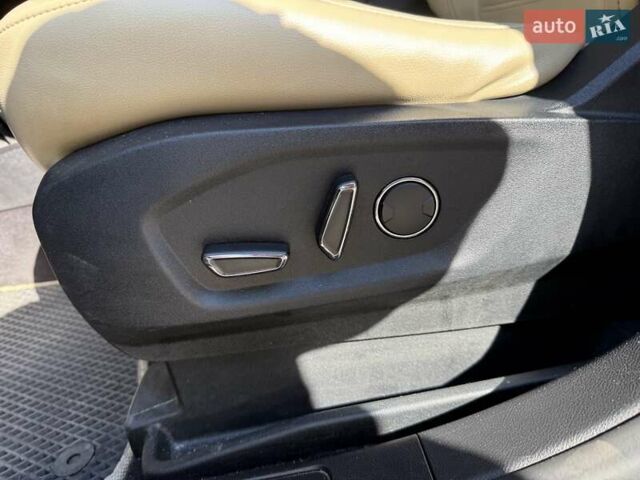 Серый Форд Эдж, объемом двигателя 3.5 л и пробегом 208 тыс. км за 13500 $, фото 16 на Automoto.ua