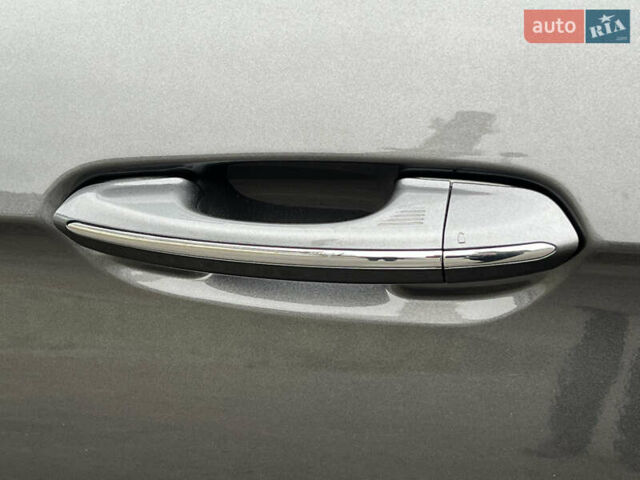 Сірий Форд Едж, об'ємом двигуна 2 л та пробігом 99 тис. км за 18999 $, фото 19 на Automoto.ua