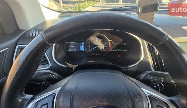 Сірий Форд Едж, об'ємом двигуна 3.5 л та пробігом 236 тис. км за 15150 $, фото 7 на Automoto.ua