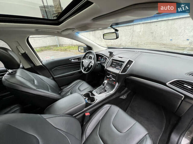 Сірий Форд Едж, об'ємом двигуна 2 л та пробігом 99 тис. км за 18999 $, фото 49 на Automoto.ua