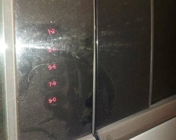 Серый Форд Эдж, объемом двигателя 2 л и пробегом 220 тыс. км за 15000 $, фото 6 на Automoto.ua
