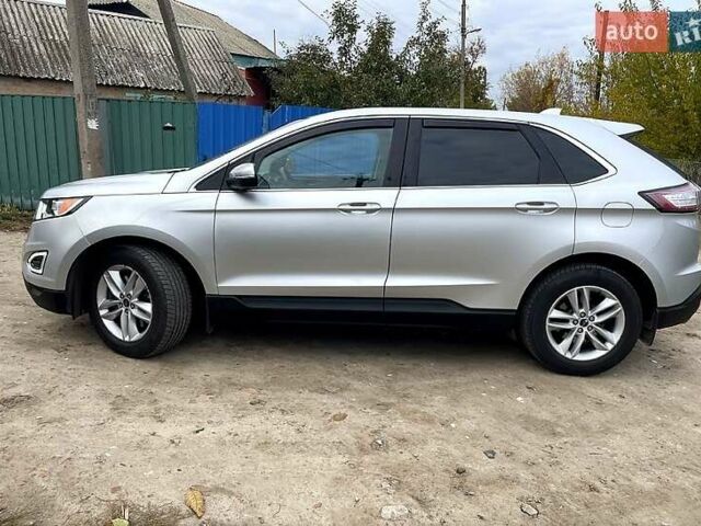 Сірий Форд Едж, об'ємом двигуна 2 л та пробігом 197 тис. км за 15100 $, фото 1 на Automoto.ua