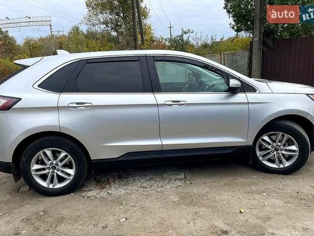 Сірий Форд Едж, об'ємом двигуна 2 л та пробігом 197 тис. км за 15100 $, фото 6 на Automoto.ua