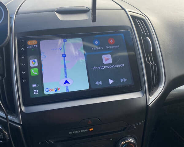 Сірий Форд Едж, об'ємом двигуна 2 л та пробігом 161 тис. км за 12600 $, фото 3 на Automoto.ua