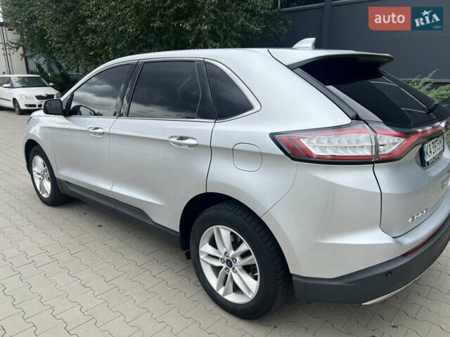 Сірий Форд Едж, об'ємом двигуна 2 л та пробігом 146 тис. км за 15799 $, фото 7 на Automoto.ua