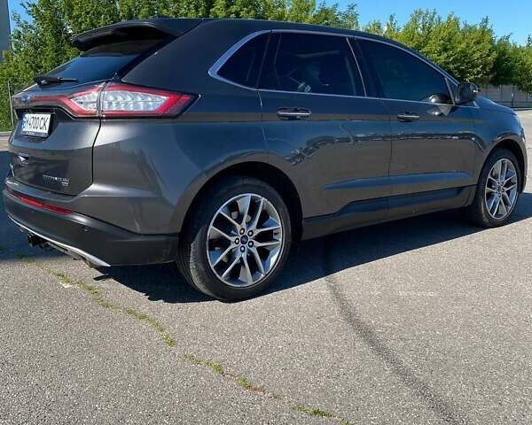 Серый Форд Эдж, объемом двигателя 2 л и пробегом 122 тыс. км за 17500 $, фото 6 на Automoto.ua