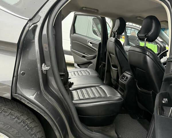 Сірий Форд Едж, об'ємом двигуна 3.5 л та пробігом 233 тис. км за 14700 $, фото 8 на Automoto.ua