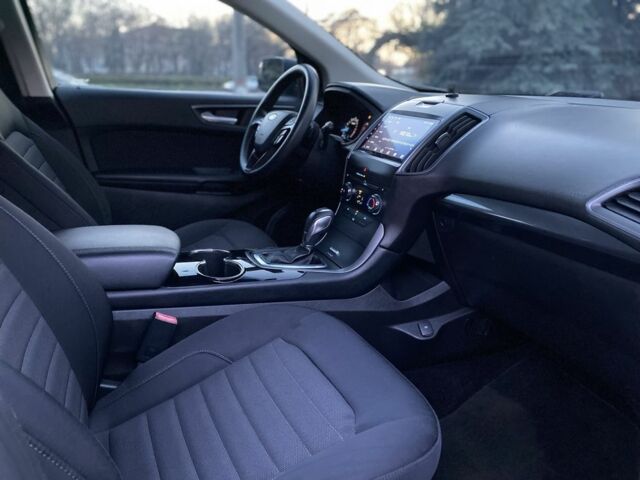 Сірий Форд Едж, об'ємом двигуна 2 л та пробігом 184 тис. км за 12700 $, фото 7 на Automoto.ua