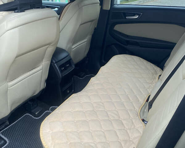 Сірий Форд Едж, об'ємом двигуна 2 л та пробігом 161 тис. км за 12600 $, фото 7 на Automoto.ua