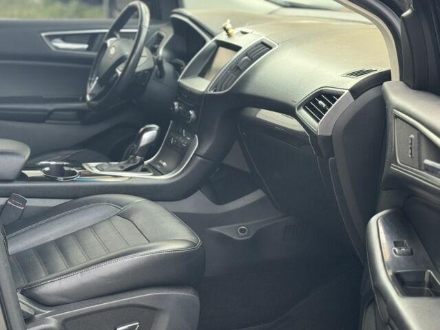 Серый Форд Эдж, объемом двигателя 3.5 л и пробегом 260 тыс. км за 12900 $, фото 4 на Automoto.ua