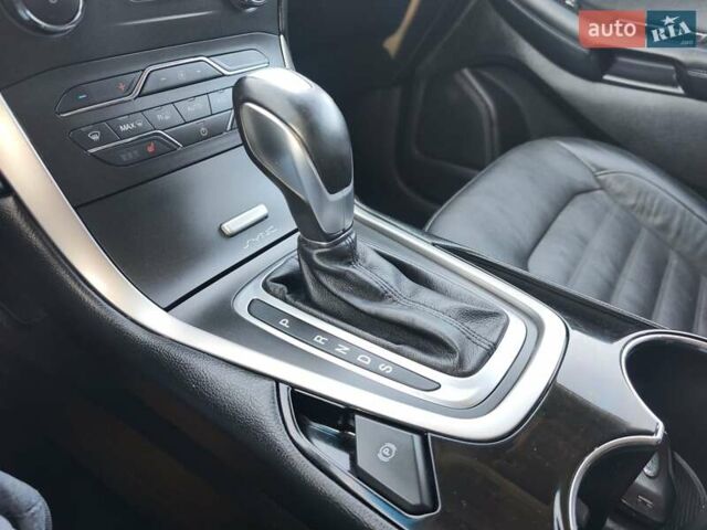 Серый Форд Эдж, объемом двигателя 2 л и пробегом 99 тыс. км за 14000 $, фото 24 на Automoto.ua