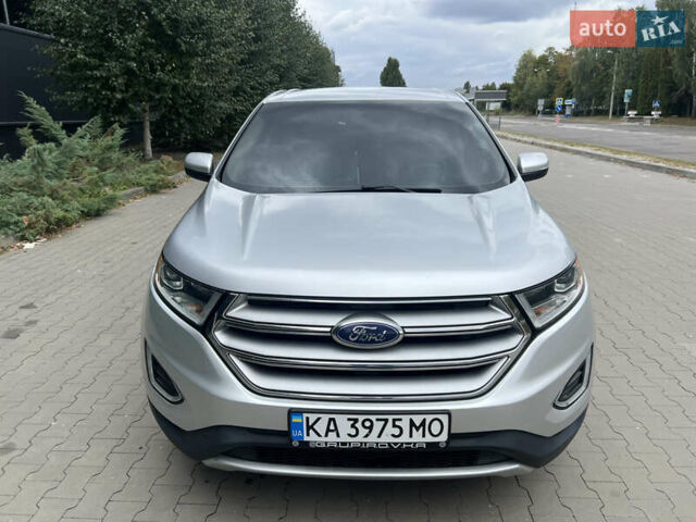 Сірий Форд Едж, об'ємом двигуна 2 л та пробігом 146 тис. км за 15799 $, фото 10 на Automoto.ua