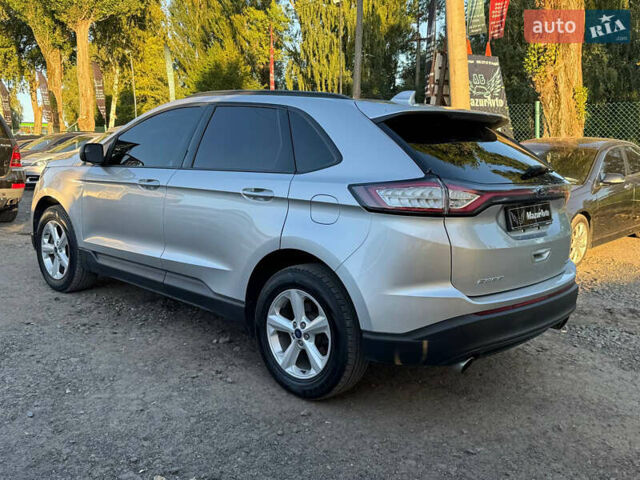 Сірий Форд Едж, об'ємом двигуна 2 л та пробігом 162 тис. км за 13150 $, фото 3 на Automoto.ua
