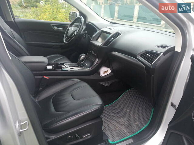 Серый Форд Эдж, объемом двигателя 2 л и пробегом 151 тыс. км за 17200 $, фото 7 на Automoto.ua