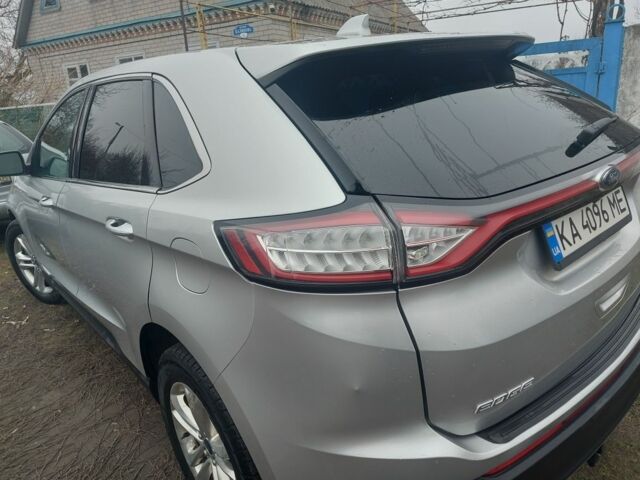 Сірий Форд Едж, об'ємом двигуна 2 л та пробігом 199 тис. км за 15000 $, фото 10 на Automoto.ua