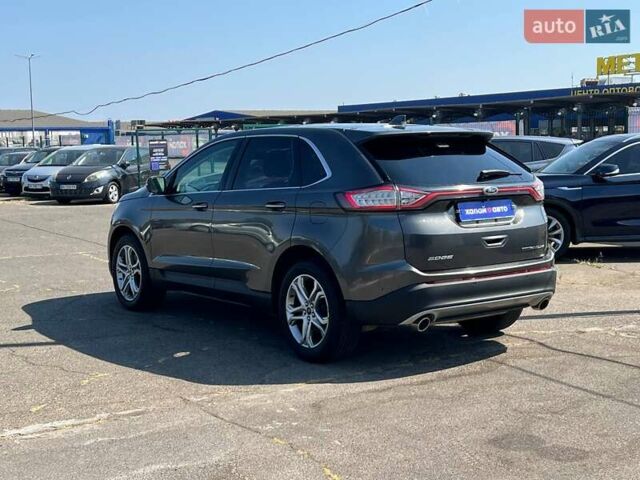 Серый Форд Эдж, объемом двигателя 3.5 л и пробегом 163 тыс. км за 17700 $, фото 6 на Automoto.ua