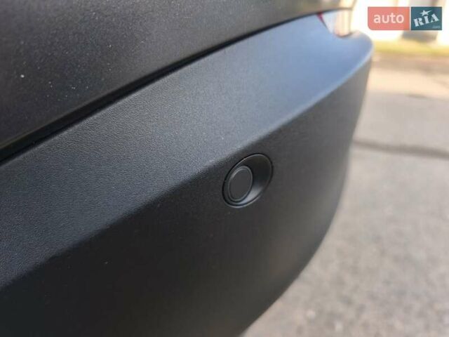 Серый Форд Эдж, объемом двигателя 2 л и пробегом 99 тыс. км за 14000 $, фото 54 на Automoto.ua