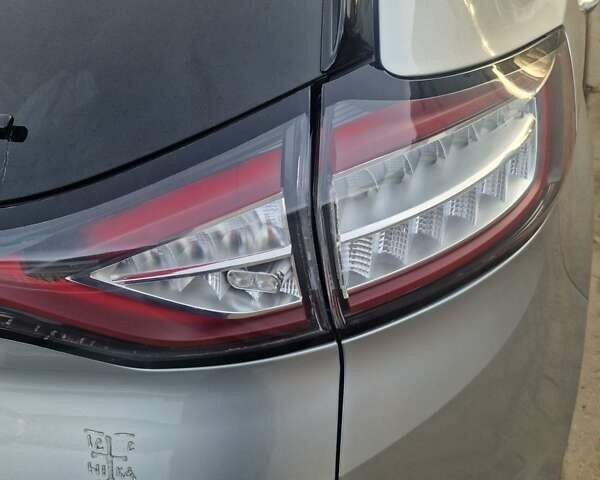 Серый Форд Эдж, объемом двигателя 2.7 л и пробегом 168 тыс. км за 15500 $, фото 18 на Automoto.ua