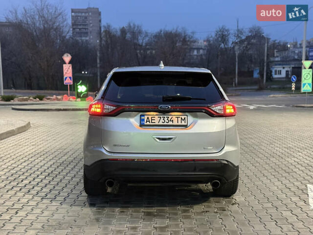 Сірий Форд Едж, об'ємом двигуна 2 л та пробігом 54 тис. км за 14800 $, фото 8 на Automoto.ua